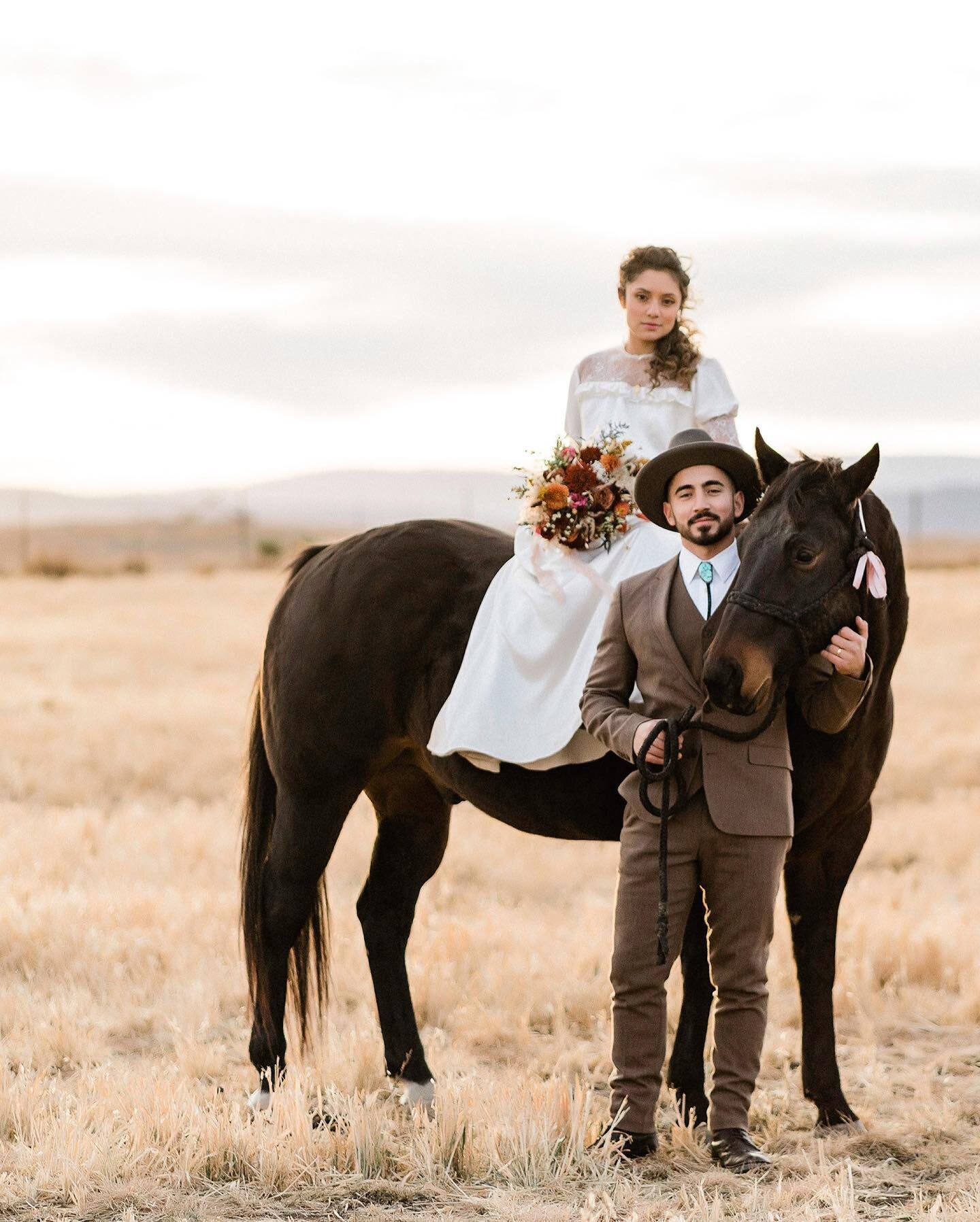 The @rockymtnbride summer New Mexico issue is out now!! I have so many mushy things to say about this shoot and all the incredible people who helped me make it happen, and I&rsquo;ll get on that soon, but for TODAY I&rsquo;ll just say that it&rsquo;s